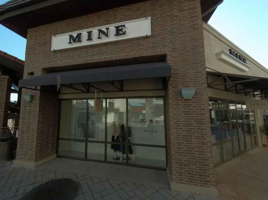 Mine Shinsegae Simon Premium Outlets Busan Branch