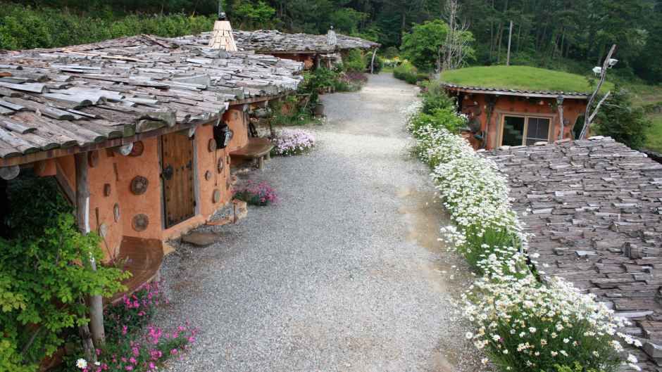 여수_쌍둥이네흙집펜션 (3).jpg