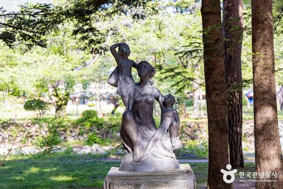 속리산조각공원
