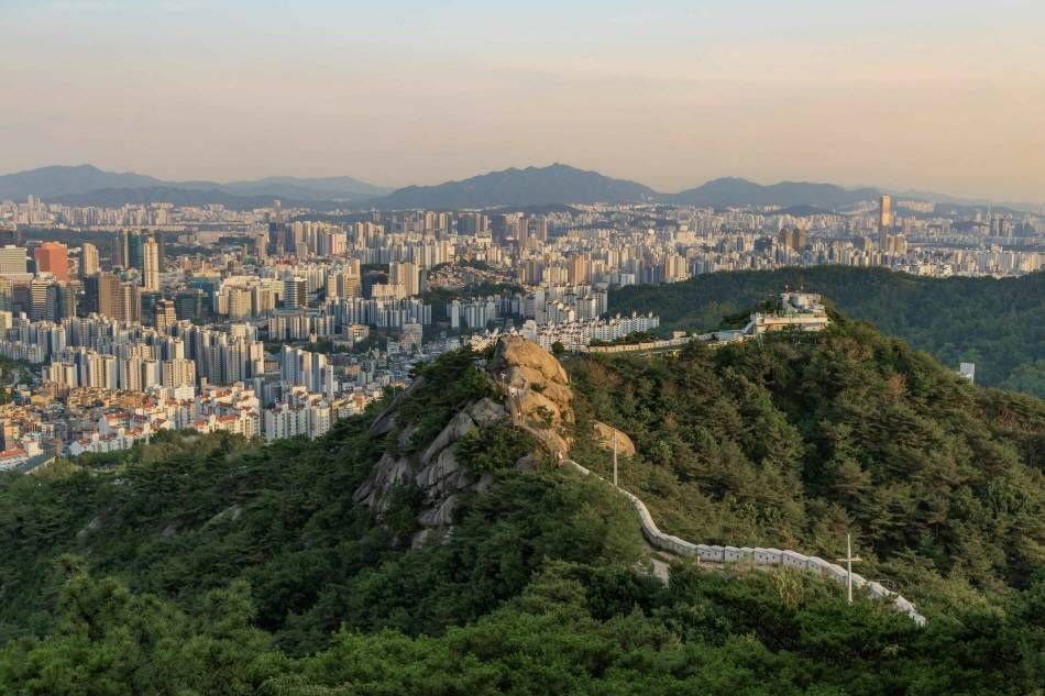 可將首爾市區盡收眼底的仁王山