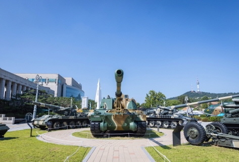 戦争記念館の屋外展示
