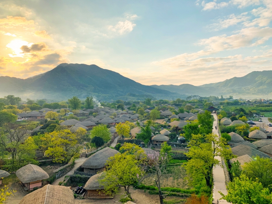 Old village scenery preserved at Naganeupseong Walled Town (Credit: Korea Tourism Organization - Jeong Cheoljae)