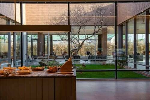 THEIR THEREベーカリーカフェ