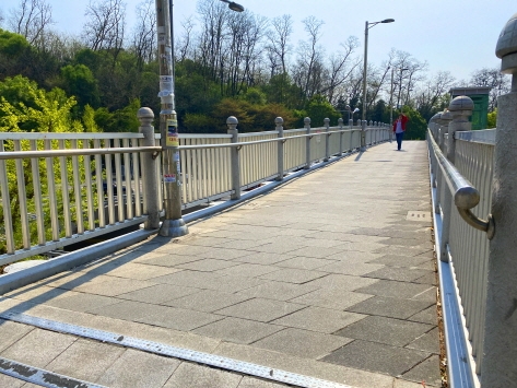 Pedestrian overpass from “Itaewon Class”