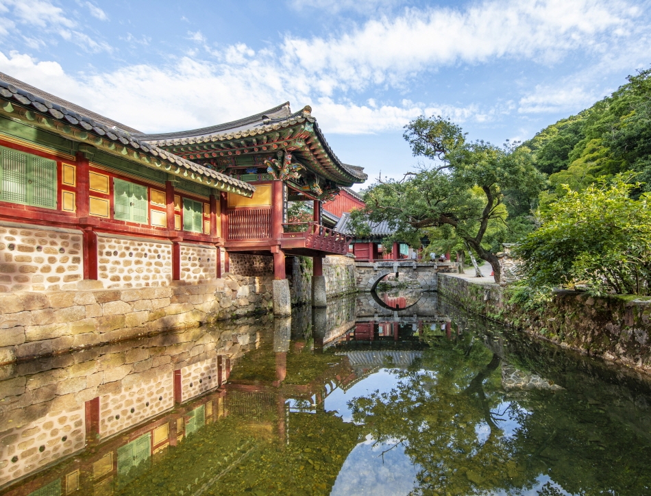 View of Samcheonggyo Bridge from entrance of Songgwangsa Temple
