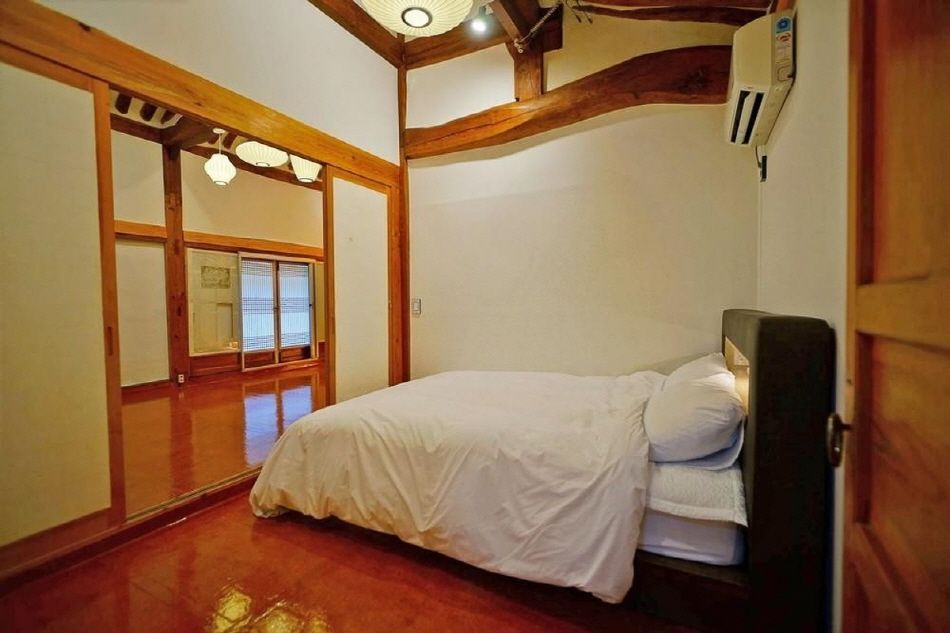 Bonchae Bedroom