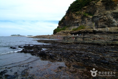 Chaeseokgang Cliff (Jeonbuk National Geopark)