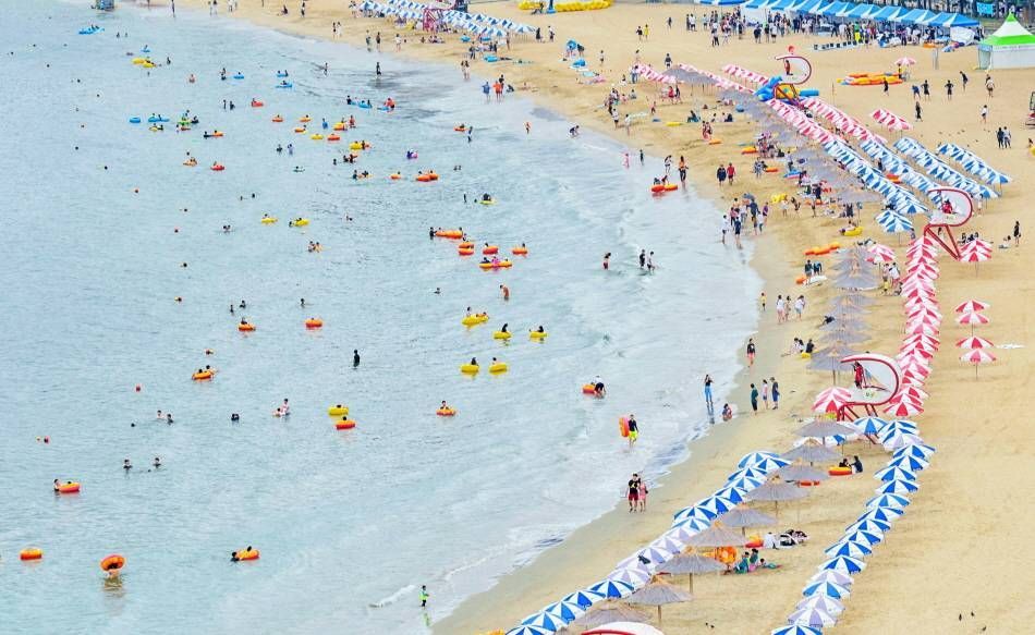観光・レジャーに楽しさいっぱい、韓国の夏を楽しむなら海水浴場！