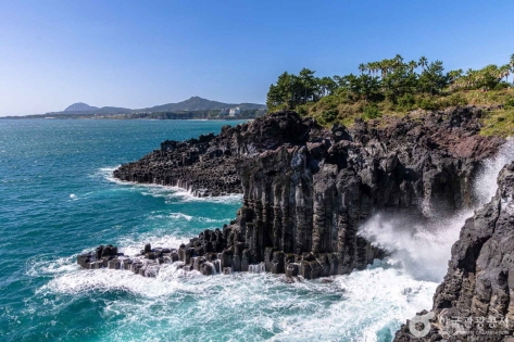 柱状節理帯(大浦洞チサッケ)(撮影:ファン・ソンフン氏)