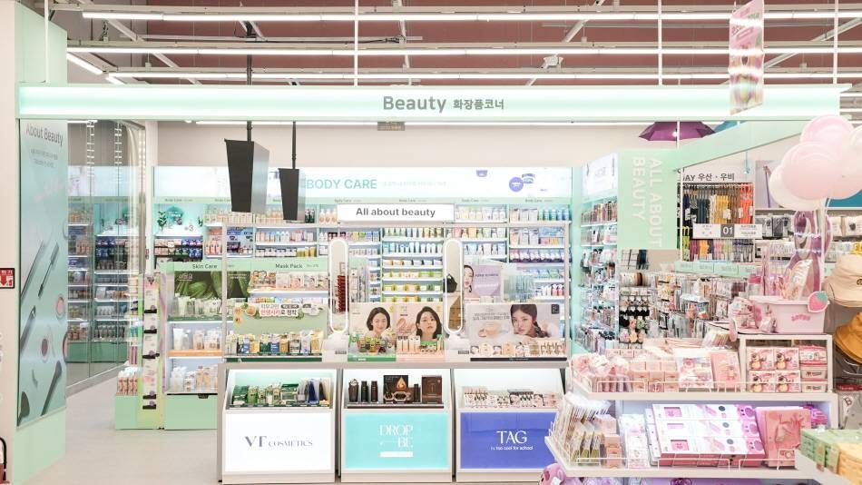 ダイソーコスメコーナー