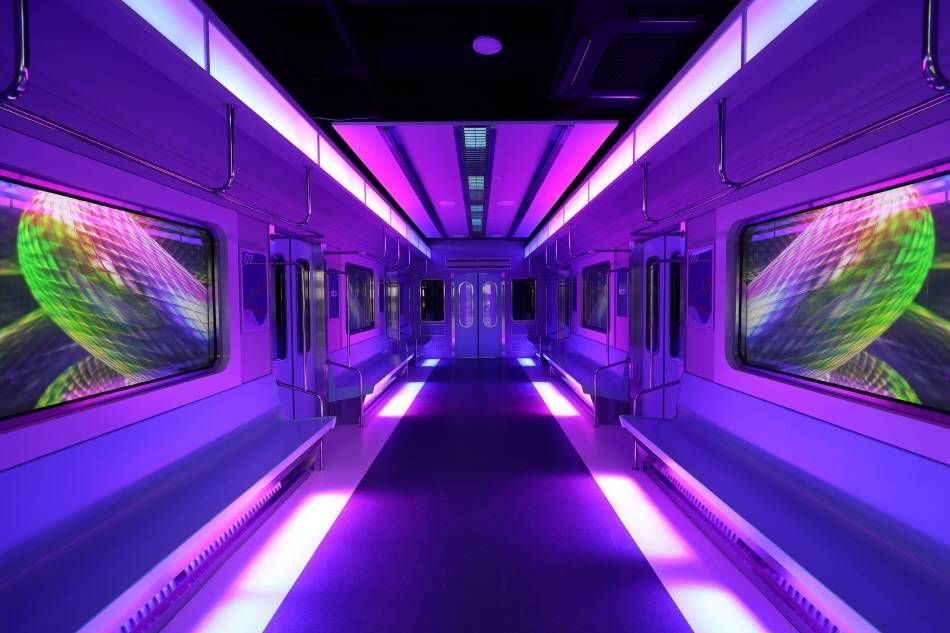 2F K-pop Ground &ndash; Subway 