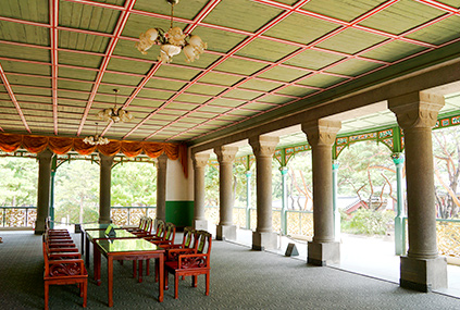 Кофейный зал Чжонкванхон 