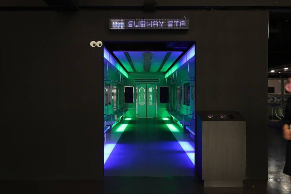 2F K-pop Ground &ndash; Subway 