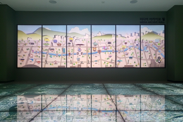  Media Archive Wall (Quelle: Cheonggyecheon Museum)