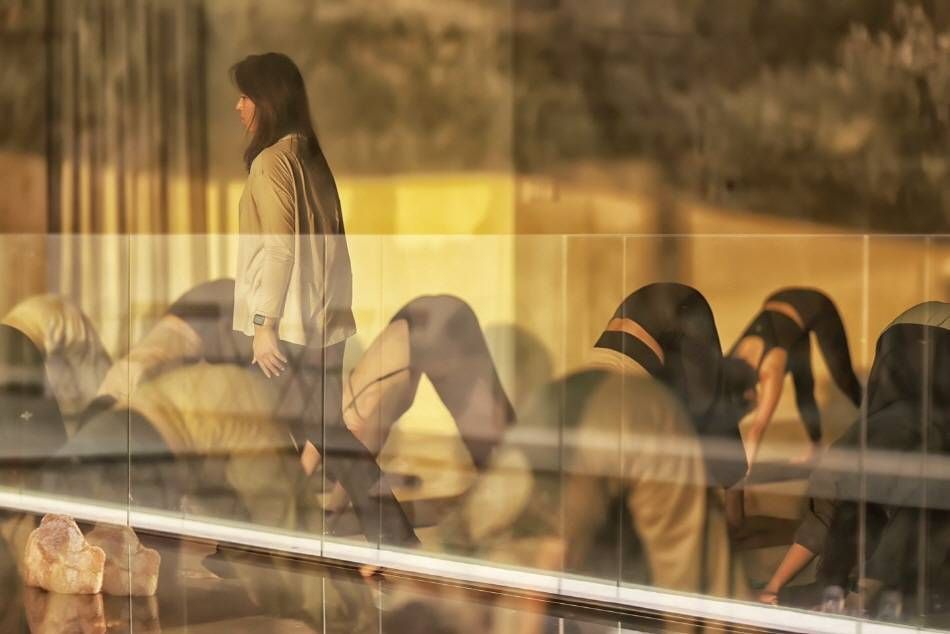 Занятие по йоге и медитации ⓒ Trivium 