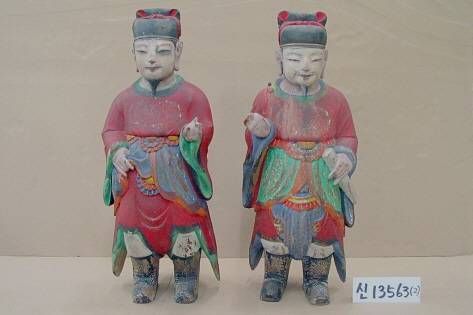 侍者像