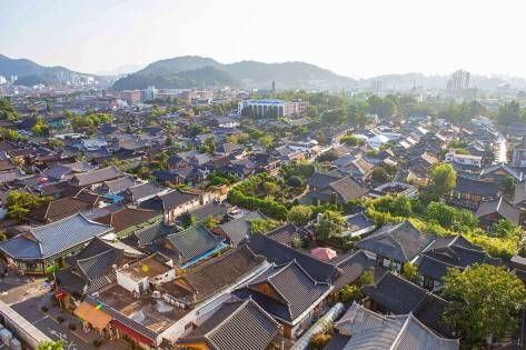 View of Jeonju Hanok Village