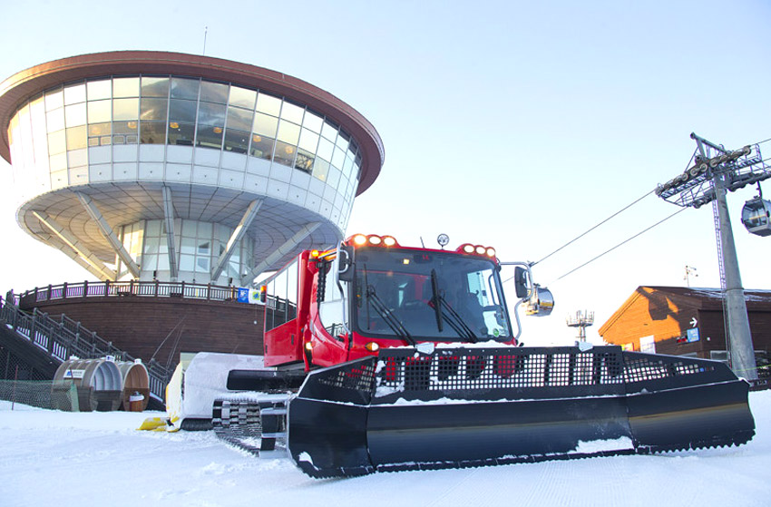 high 1渡假村滑雪場鏟雪車雪上之旅(圖片來源: high 1渡假村滑雪場)