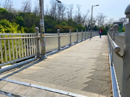 Puente peatonal que aparece en “Itaewon Class”