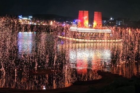 祭りのハイライト・落火ノリ