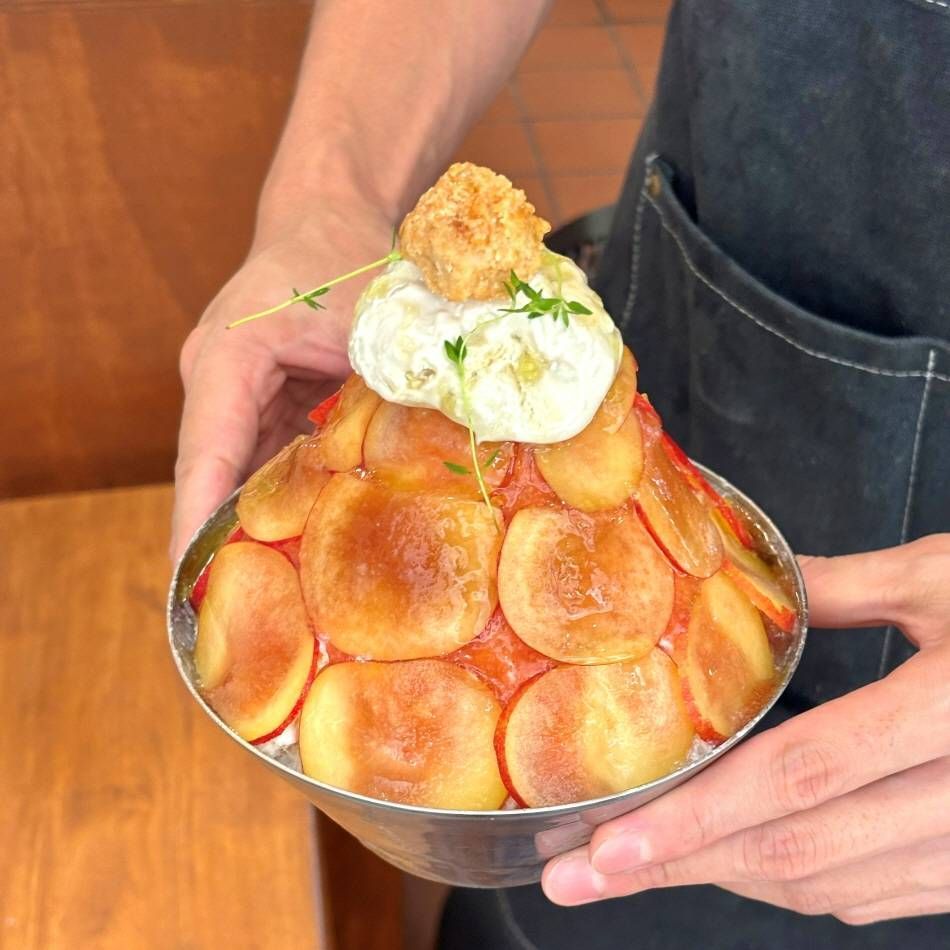 Пинсу со сливами 