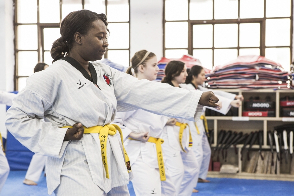 Foreign participants in a one-day taekwondo class (Credit: Arirang Taekwondo)