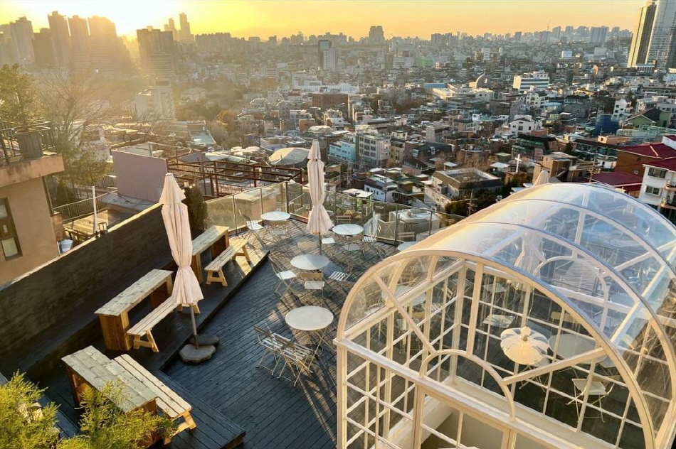 最終話に登場するカフェ、URBAN CLIFF＆GLASS ROOM（写真提供：URBAN CLIFF＆GLASS ROOM）