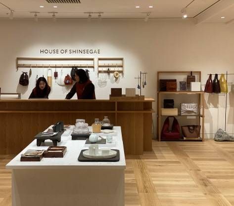 Магазин изделий народных ремесел The Heritage