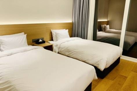 Standard Twin Room