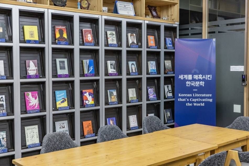 ¿Cuándo y cómo entró al mundo de la traducción literaria?