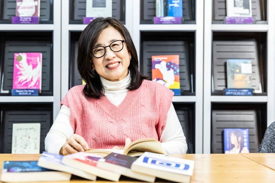 ¿Cuándo y cómo entró al mundo de la traducción literaria?
