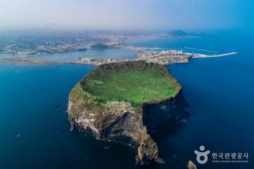 城山日出峰