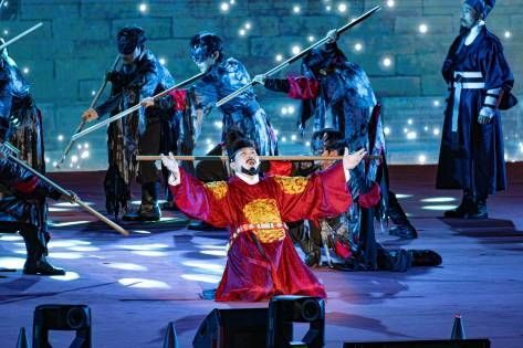 Suwon Fantasy &ldquo;Yajo&rdquo; performance &copy;Suwon City Tourism Division