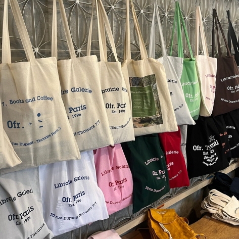 Tote bag produced in-house at Ofr.