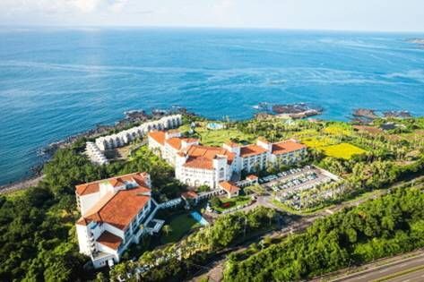 旅游路线推荐：扫码轻松乘巴士游济州东部