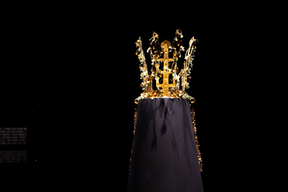 Corona de Oro