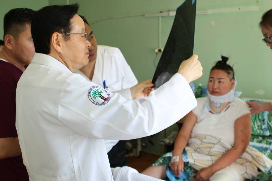 Joint treatment with the National Traumatology & Orthopedics Research Center, Mongolia