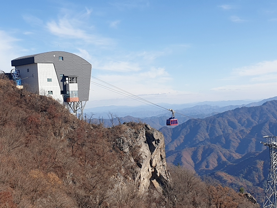 白岩山ケーブルカー山頂駅付近からの風景（写真提供：白岩山ケーブルカー）