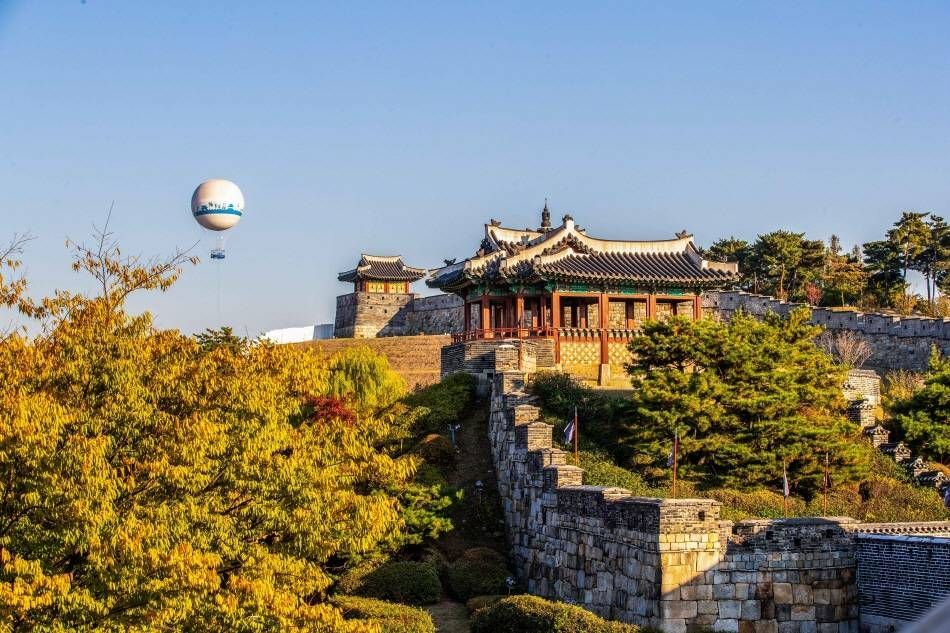 水原华城上空的乘热气球