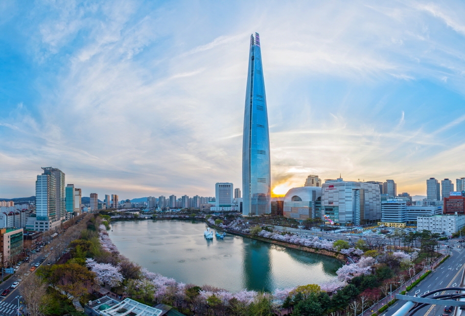 View of Lotte Wold Tower
