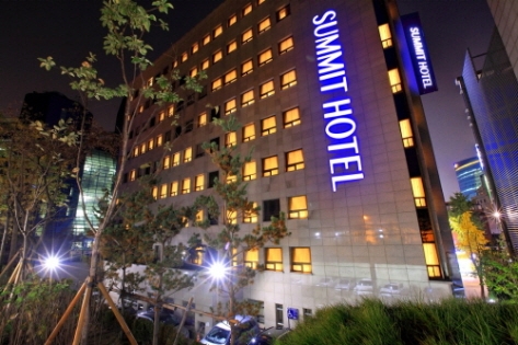 SUMMIT HOTEL SEOULの外観(写真提供：SUMMIT HOTEL SEOUL)