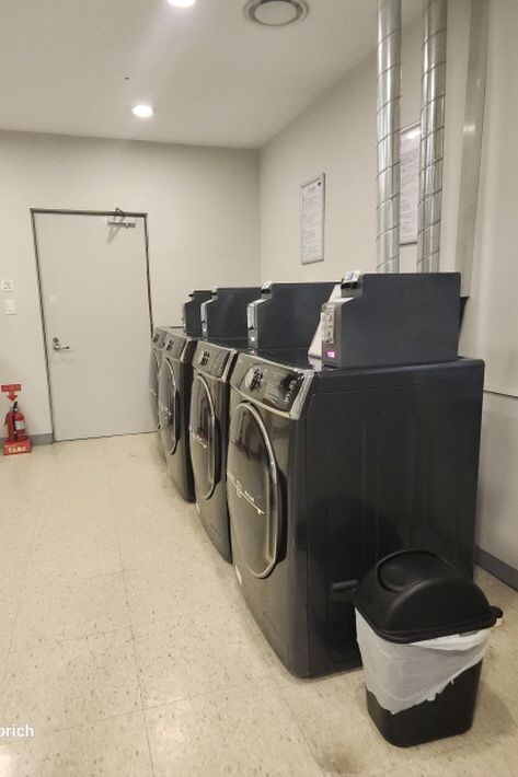 Coin Laundromat at ibis Ambassador Seoul Insadong 