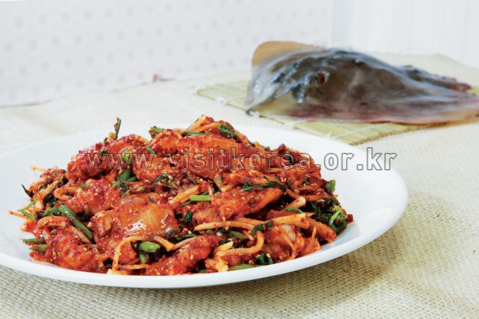 간재미회무침 관광사진