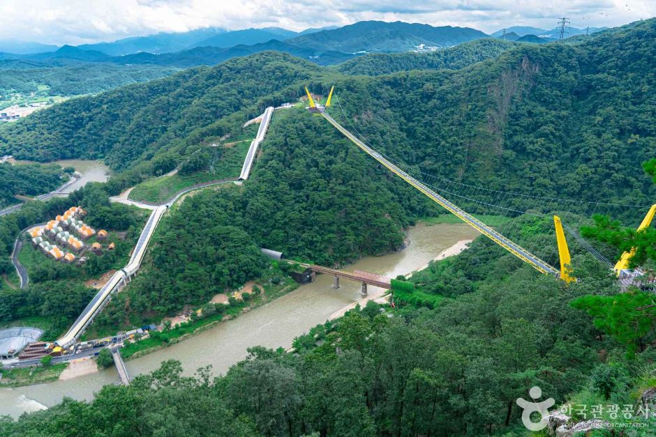 원주 소금산 울렁다리 - 강원특별자치도 원주시 지정면 소금산길 165-1 관광 명소