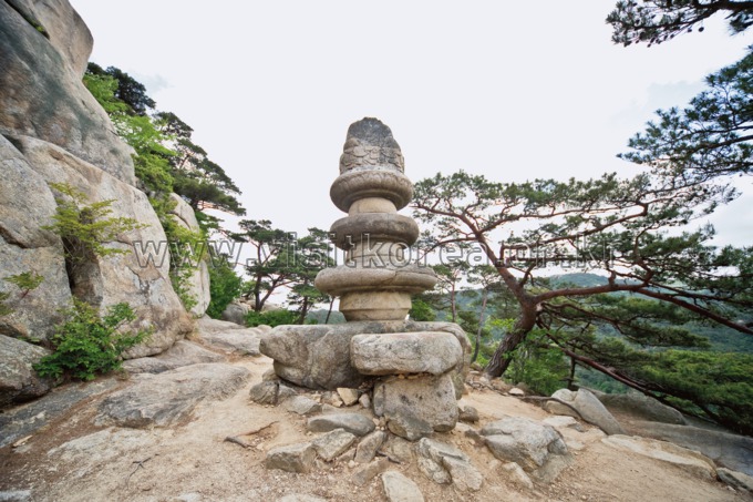 경주남산 용장사곡석불좌상