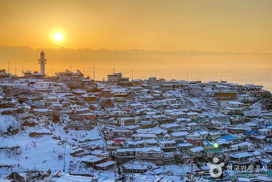 묵호 논골담마을의 겨울