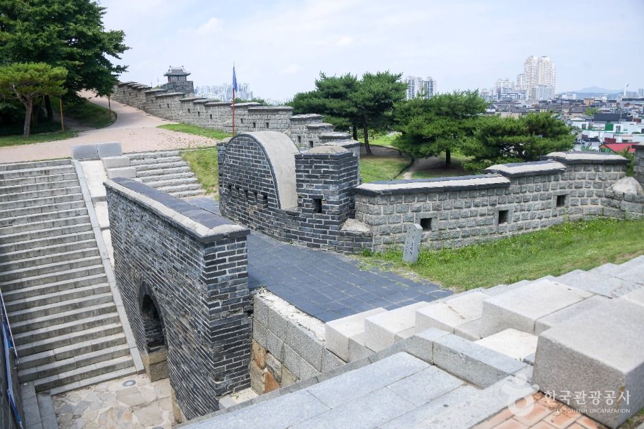 수원화성 성곽길