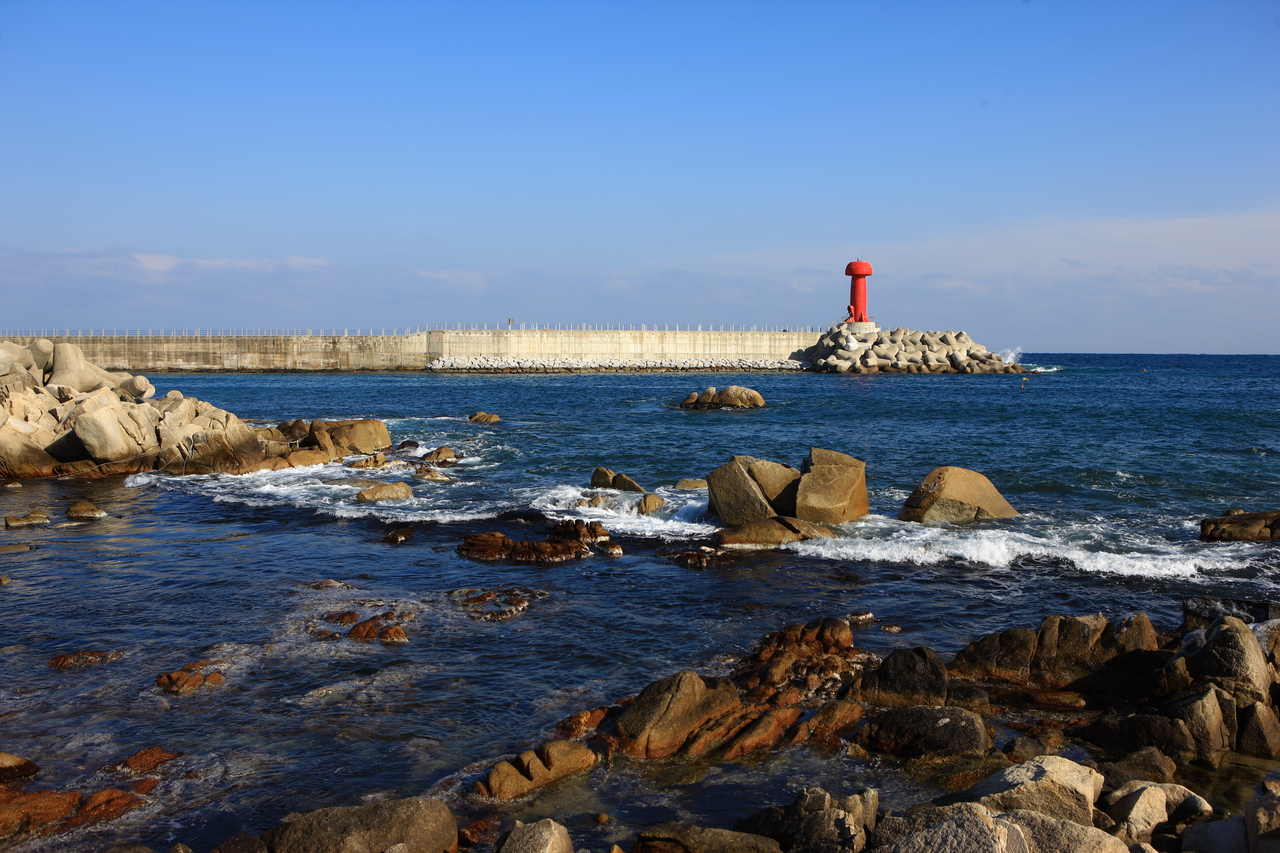 Naksansa Ocean Cliff Temple 남애항