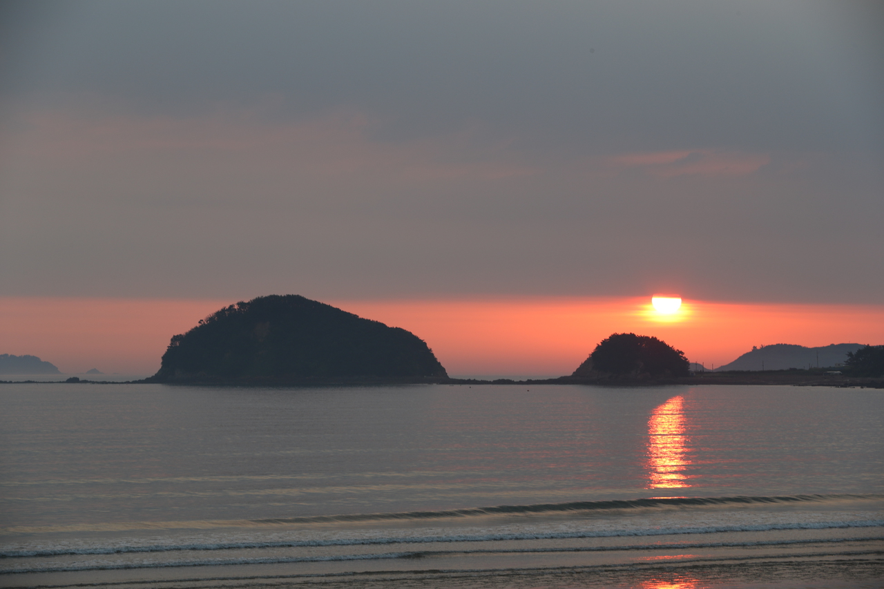 운여해변