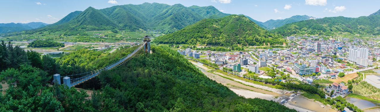 봉명산 출렁다리